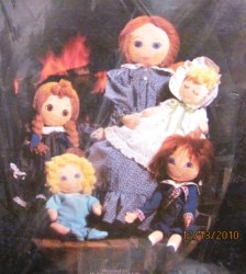 382 HEARTHSIDE MOTHER & BABIES 15''-30'' CLOTH DOLLS CANADIAN PATTERN UNCUT